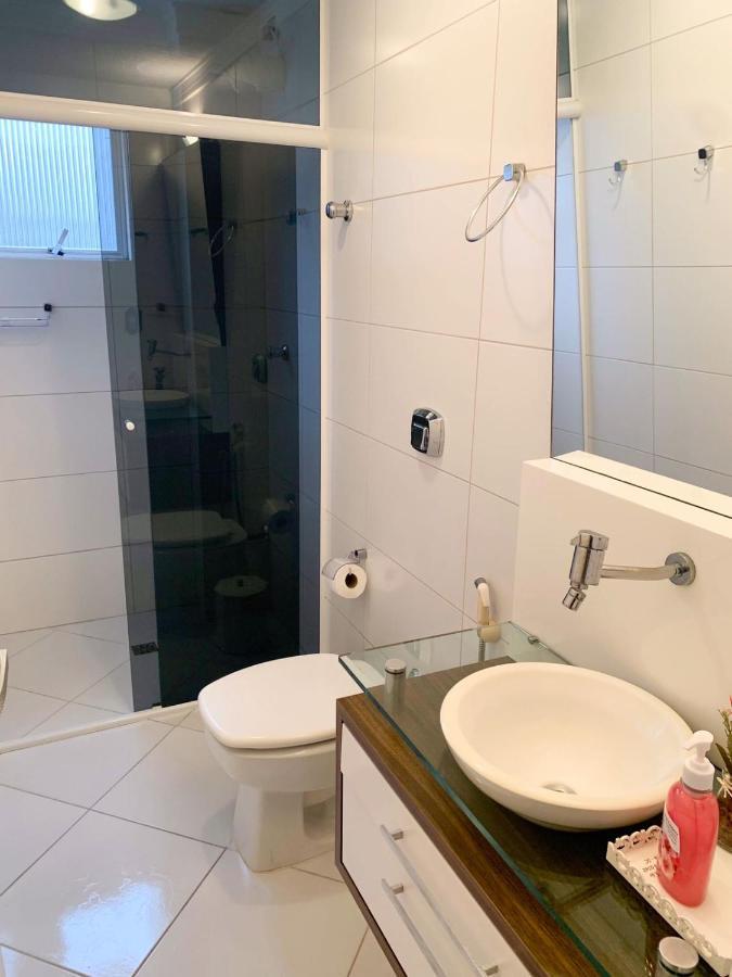 Apartamento Itapema Na Av Principal A 50 M Da Praia Zewnętrze zdjęcie